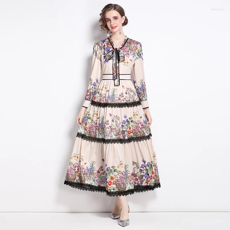 

Casual Dresses Spring Runway Floral Print Lace Splicing Party Dress Women Bow Collar Long Sleeve Vintage Maxi Vestidos, Picture color