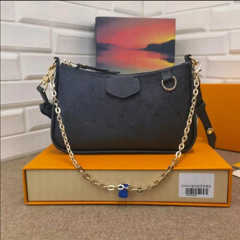 

High Quality Shoulder Bags Embossed Easy Pouch On Strap Bag Handbag Women Messenger Handbags Chain Shoulder Crossbody Bags Wallets Ripples Tote Purse 22, Black embossed(gold letter on the tag)