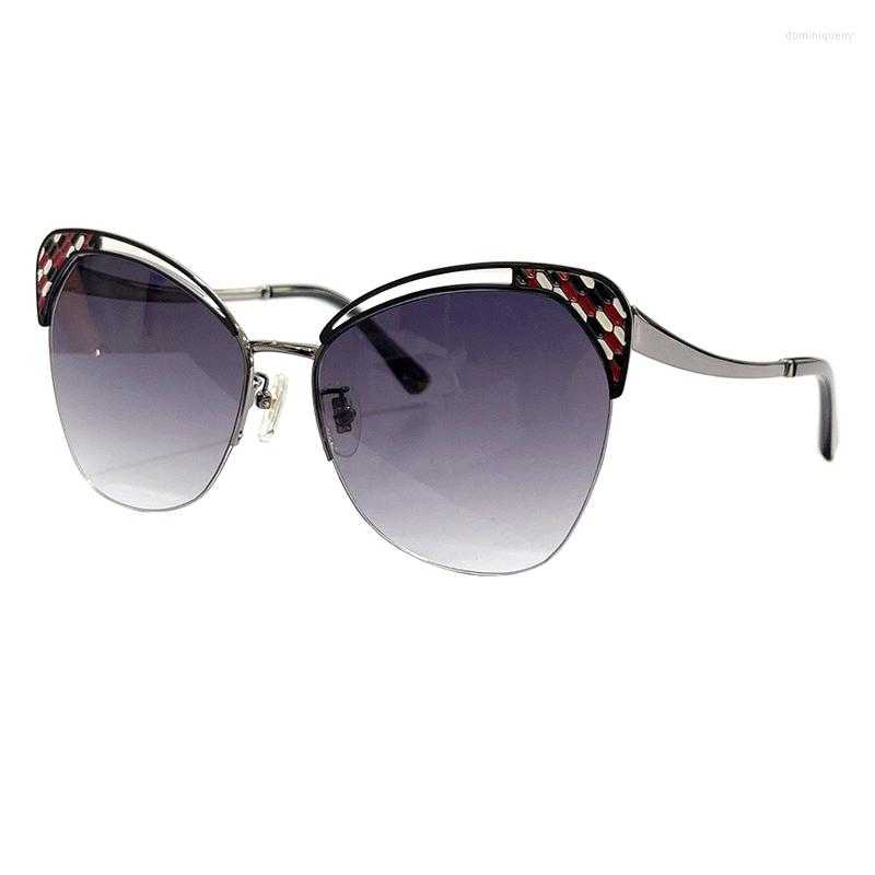 

Sunglasses Brand Designer Cat Eye Woman Vintage Black Sun Glasses For Fashion Big Frame Cool Sexy Female Oculos