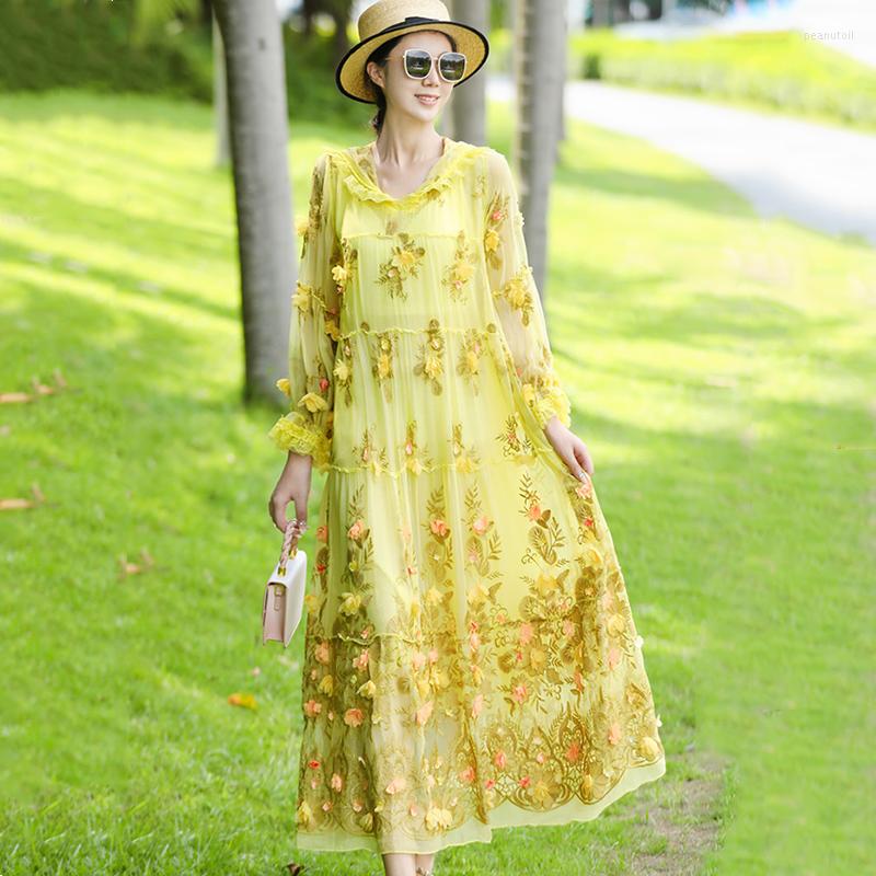 

Casual Dresses Autumn High End Silk Three-Dimensional Embroidery Hooded Women's Clothing Loose Elegant Age-Reducing Mid-Length Lady, Yellow