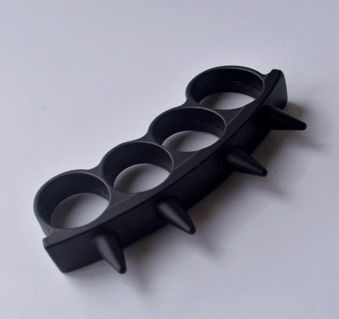 

Brand New Protective Gear Knuckle dusters Metal alloy Brass knuckles Self Defense tool Personal Security equipment Iron fists9765601, Black