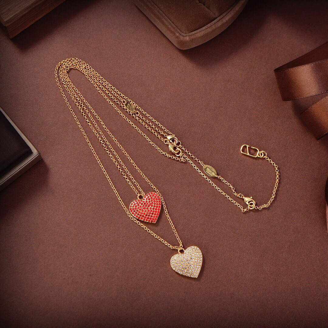 

Designer Pendant Necklaces Letter V Logo Chains Necklaces Luxury Women Fashion Jewelry Metal Crystal Pearl Necklace Party Gift 9859m