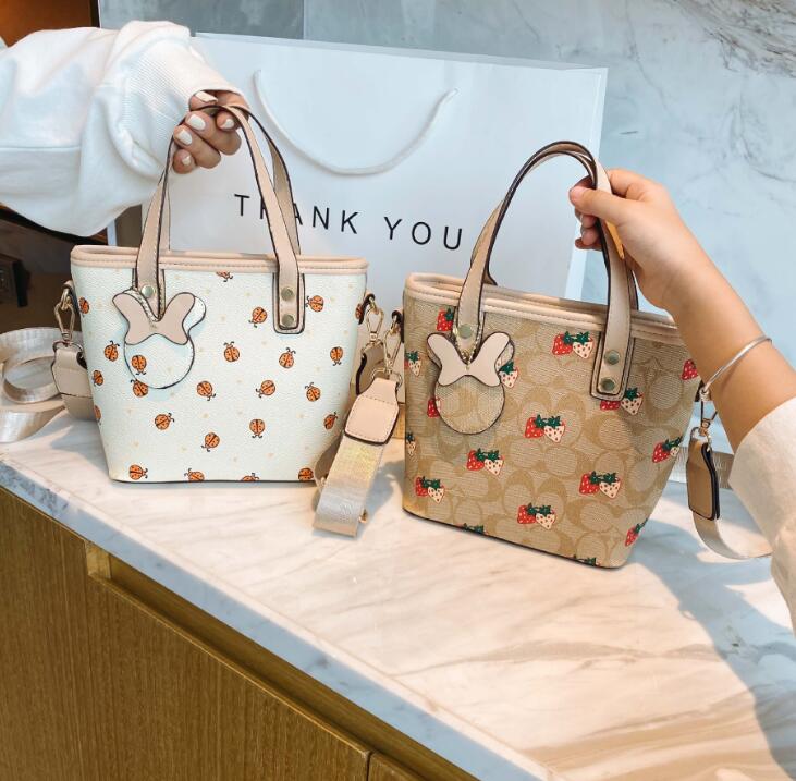 

Classic Kids Letter Printed Handbags Luxury Girls Checkered Crossbody Square Bag Designer Children Single Shoulder Princess Bags, #1