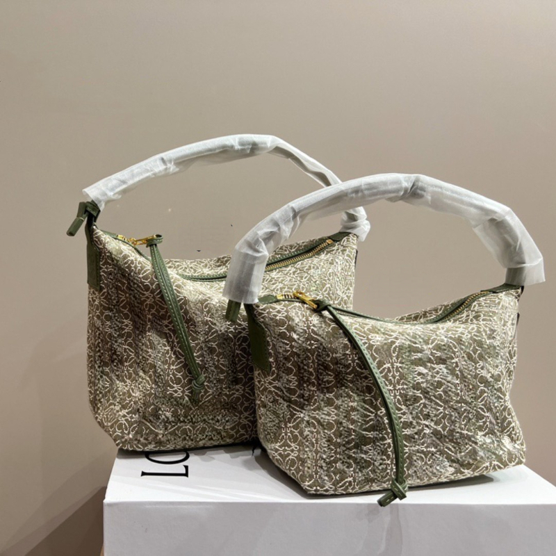 

Cubi Jacquard Embroidered Box Bags Women's Brand Handbags Small Bag, White-brown