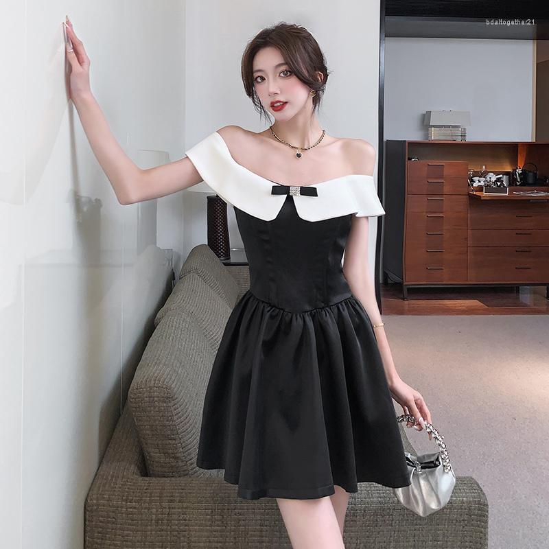 

Casual Dresses Elegant Luxury One-Line Neckline Off Shoulder Dress Fishbone Waist Ball Gown Short Bow Design Retro Black Party G729