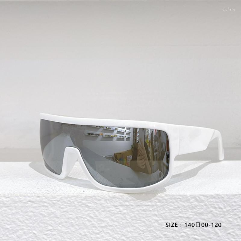 

Sunglasses 2023 Oversized Frame Fashion Classic Driving Outdoor Travel Integrated Lens Glasses Men's Network Red
