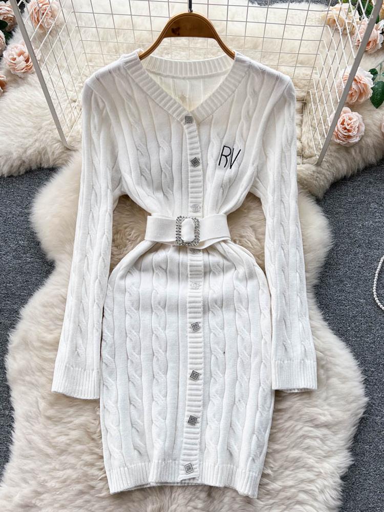 

Casual Dresses YuooMuoo White Dress Women 2023 Autumn Winter Elegant Single-breasted Knitted Bodycon With Belt Y2K Black Sweater