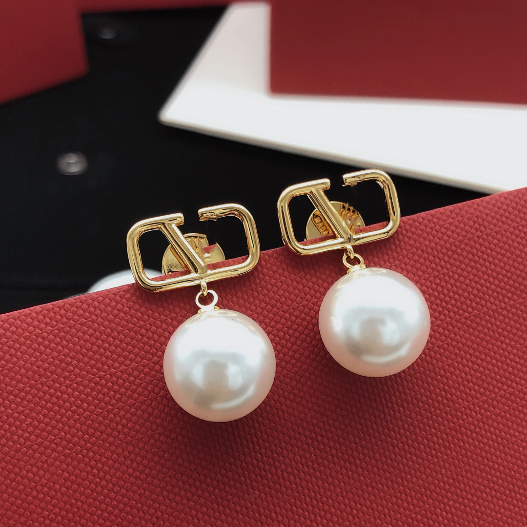 

Designer Earring Letter V Stud Pearl Earing Women Fashion Hoop Jewelry Luxury Metal Earring Jeweler Women Gifts 123123