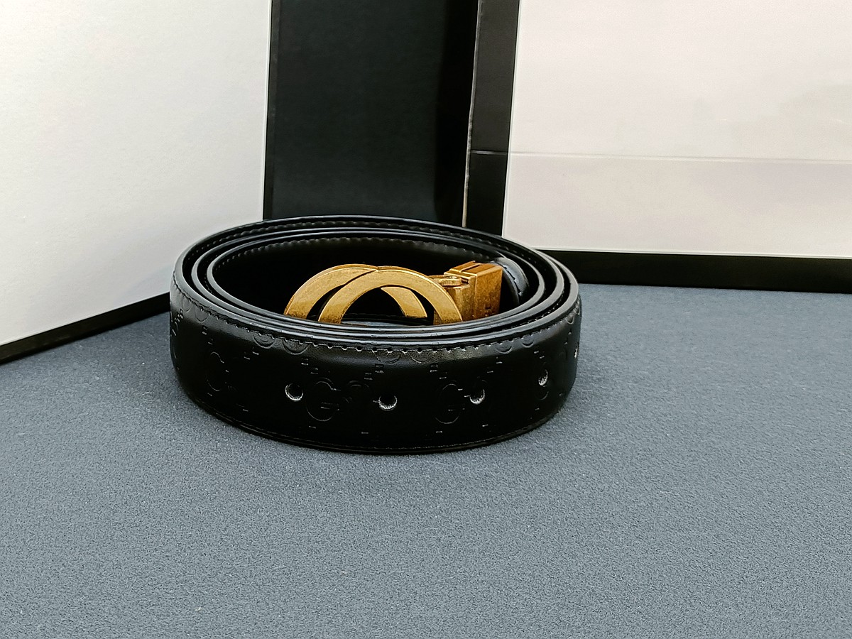 

Mens Designer Belts for women Genuine Leather ladies jeans belt pin buckle casual strap wholesale cinturones P letter designer Triangle Pendant belt 004, 3.3 cm