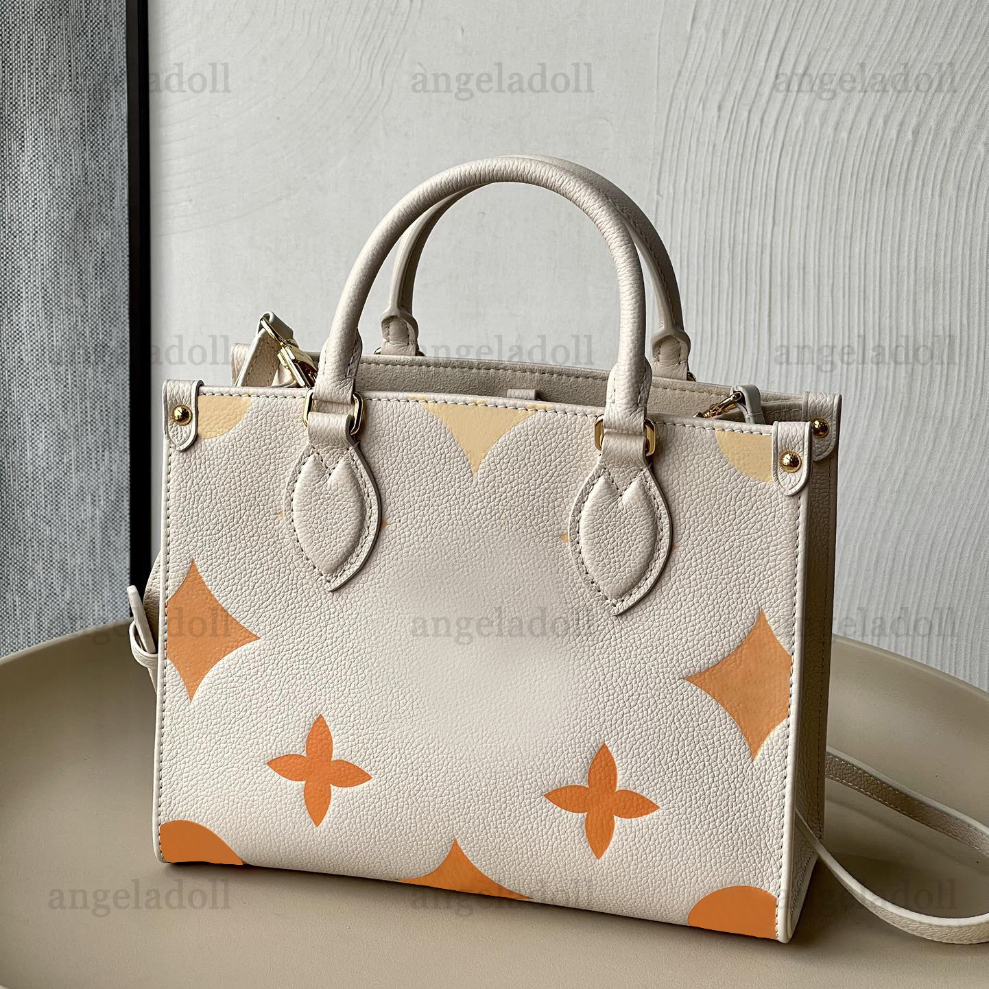 

10A Mirror Quality Designers PM Onthego Tote Bags Small Shopping Bags 25cm Womens Embossed Leather Handle Handbag Luxury Crossbody Shoulder Strap Bag With Box, Beige and clair