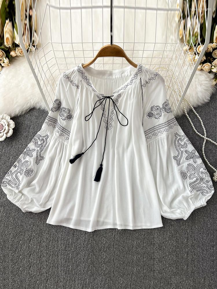 

Women's Blouses Fashion Versatile Embroidery Shirt Spring Autumn 2023 V-Neck Long Sleeve Bohemian Loose Blouse Womens Tops G06, Red2
