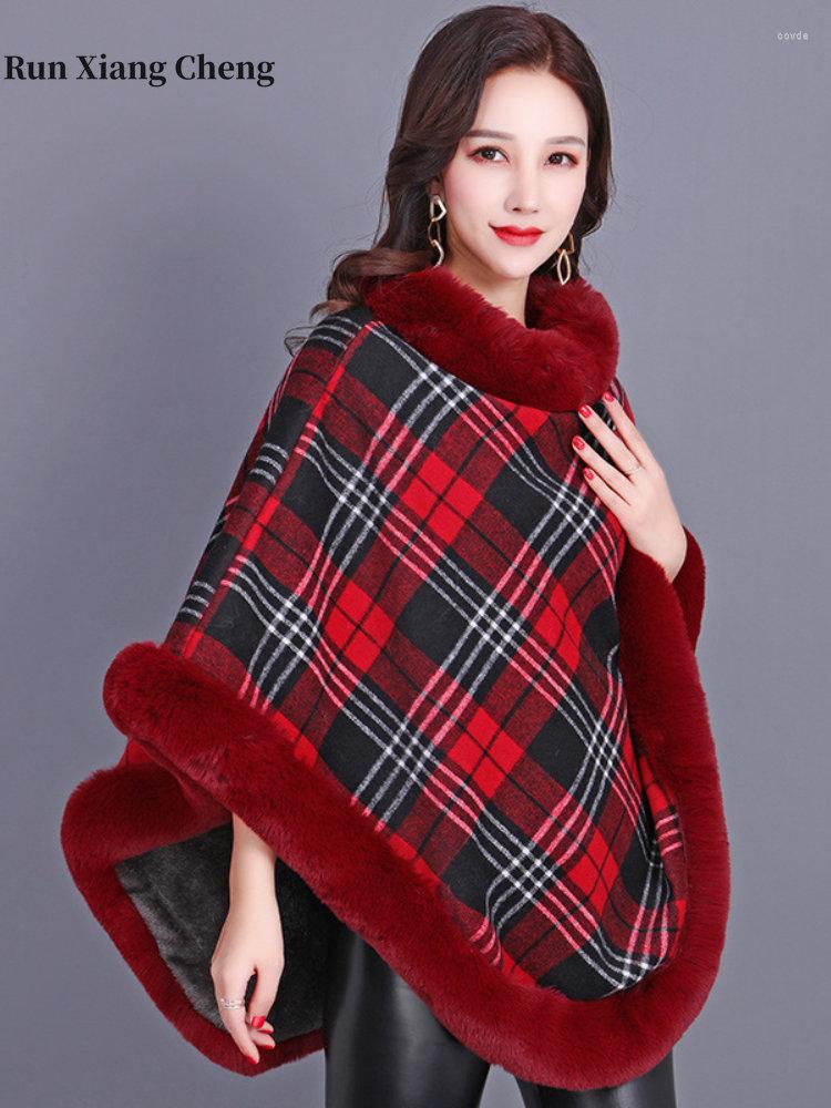 

Women's Fur 2023 Checkered Sleeveless Faux Women's With Round Neckline Slimming Elegant American Style Wraps, Red