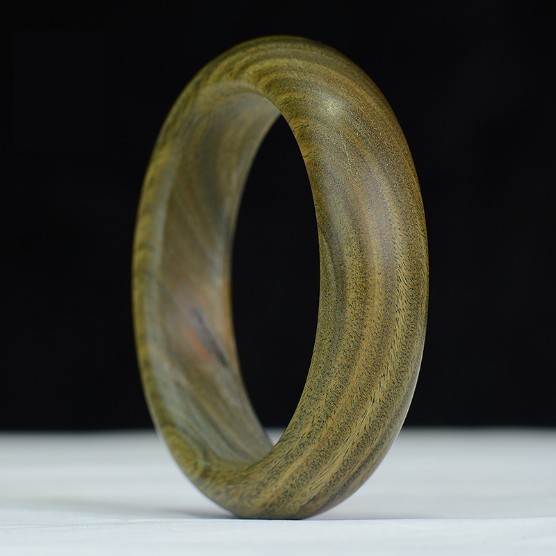 

Chinoiserie style wooden jewelry green sandalwood bracelet souvenir gift Buddhism