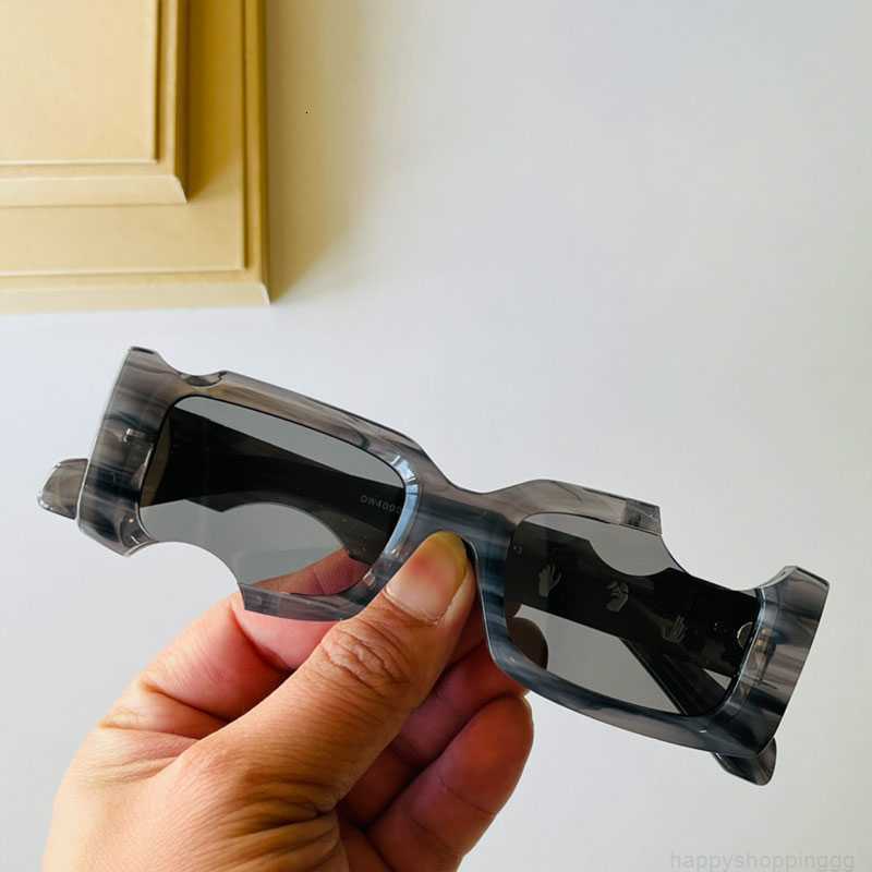 

Sunglasses Designer Sunglasses Tide Brand Off 40006 Design Gap Frame Classic Black Square Trend Men Glasses Fashion White Creative Ladies SunglassesHE9F