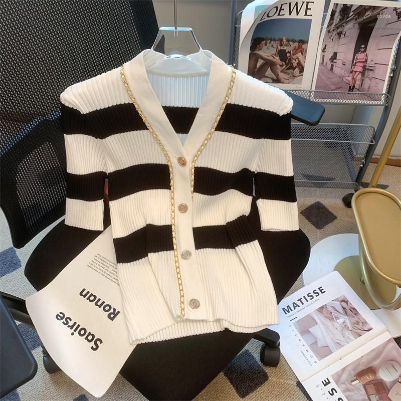 

Women's Knits 2023 Summer Chain Striped Ice Silk Knitted Cardigan Women Elegant Vintage V-neck Short Sleeve Sweater Mujer Knitwear Tops, Black