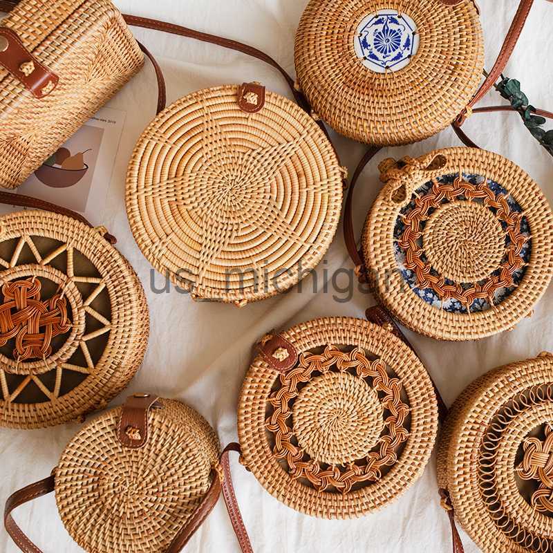 

Evening Bags Square Round Mulit Style Straw Bag Handbags Women Summer Rattan Bag Handmade Woven Beach Circle Bohemia Handbag New Fashion J230608, Beige