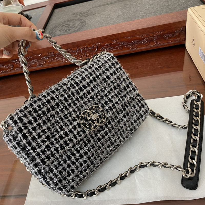 

Handbags Designer Bags Women Luxury Lady Fashion Bag Quilting Woolen Glitter Shoulder All-match Top Quality Casual Crossbody Evening Folding Gift Box Size 26X16cm, White 26x16cm
