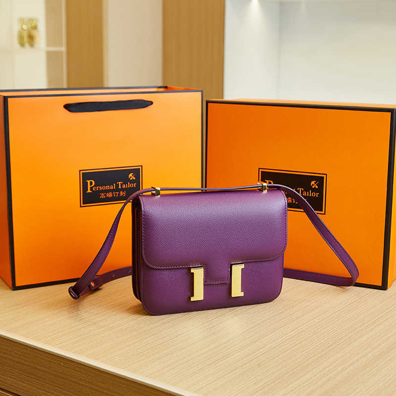 

Designer H Home bag Bag Flight Attendant Female 2023 New Summer Luxury Button Kangkang Single Shoulder Crossbody Box Tofu H7JW, Large size