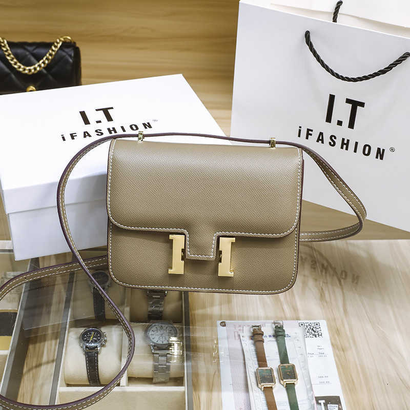 

Designer H Home bag Miniature buckle chain tofu small square with niche design 2023 new high-end texture crossbody Kangkang for women's summer, Large size: 23 x 7 x 17