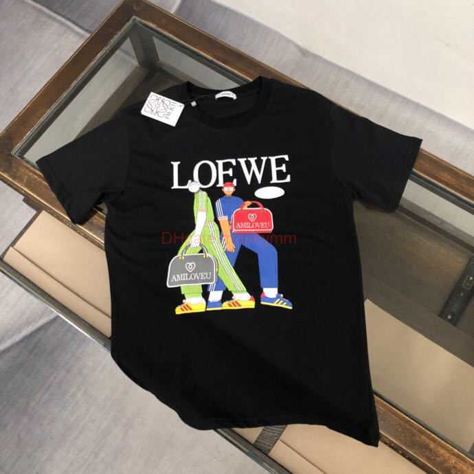 

Designer Fashion Clothing Tees Tshirts Loewe Ceiling Chaopai s Funny and Handsome Network Red Casual Short Sleeve Mens Tshirt Printed Spring and Summer Ins Luxury Ca, Black