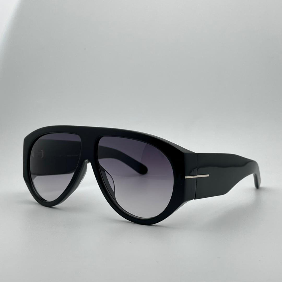 

Sunglasses For Men and Women Designers 1044 Anti-Ultraviolet Retro Eyewear Full Frame Random Box