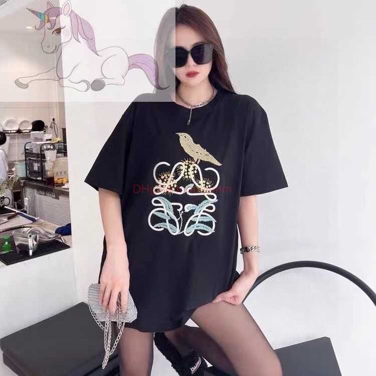 

Designer Fashion Clothing Tees Tshirts Loewe Luo Family Co Branded Cartoon Loose Fit Small Fragrant Style Round Neck Cute Cartoon Bird Butterfly Embroidery Fashion, White