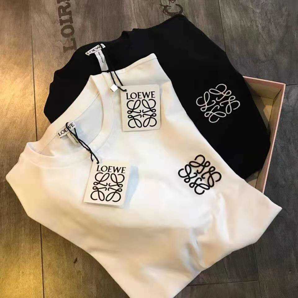 

Designer Clothing Mens Sweatshirts Hoodies Loewe Summer High End Classic Embroidery Pure Cotton Loose Mens and Womens Round Neck Couple Tshirt Short Sleeve Mens Fas, Shipping fee