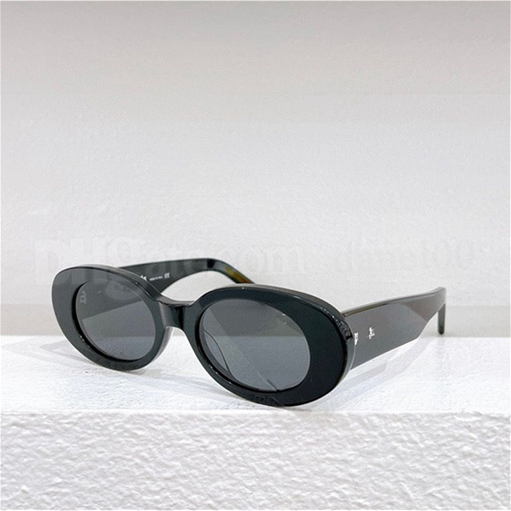 

Luxury Designer Sunglasses For Men Women high quality Summer Style Anti-Ultraviolet Retro elliptic Plate Full Frame Random Box