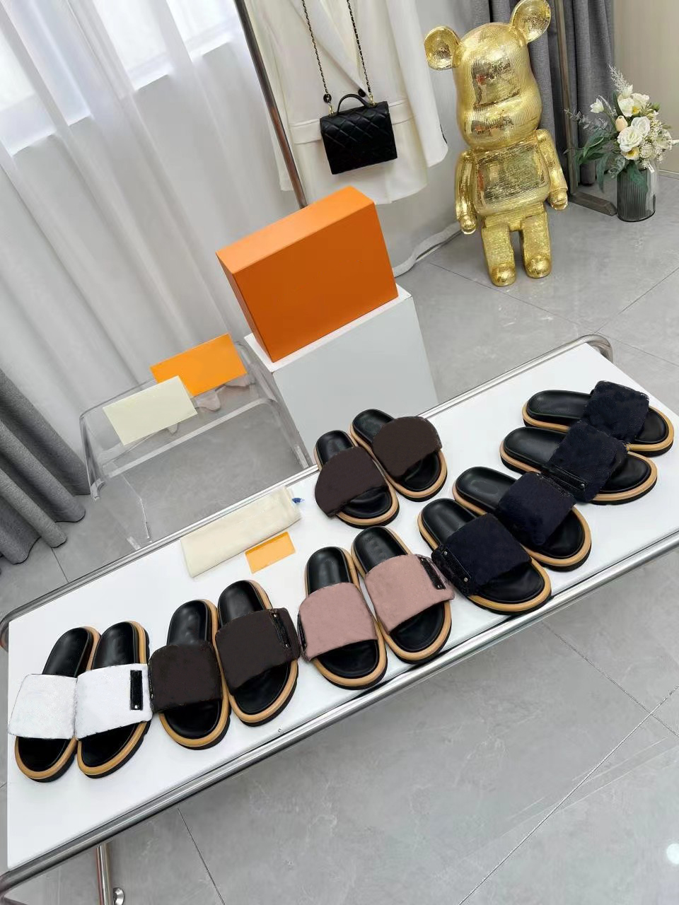 

sandalsDesigners Pool Pillow Mules Women Sandals Sunset Flat Comfort Velcro Padded Front Strap Slippers Fashionable Easytowear size 35-45, Box