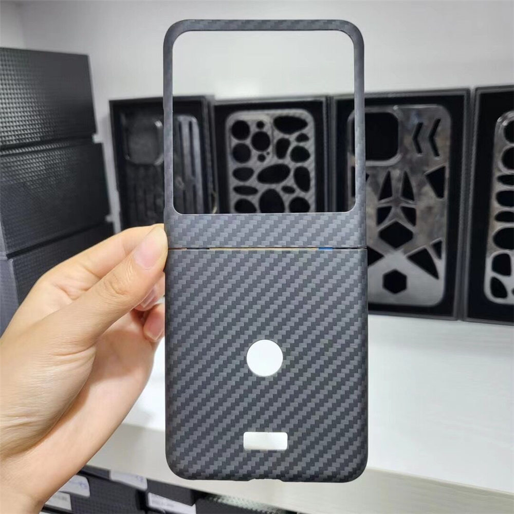 

Genuine Carbon Fiber Aramid Slim Case for Moto Razr 40 Ultra Matte Armor Back Cover, Style#2