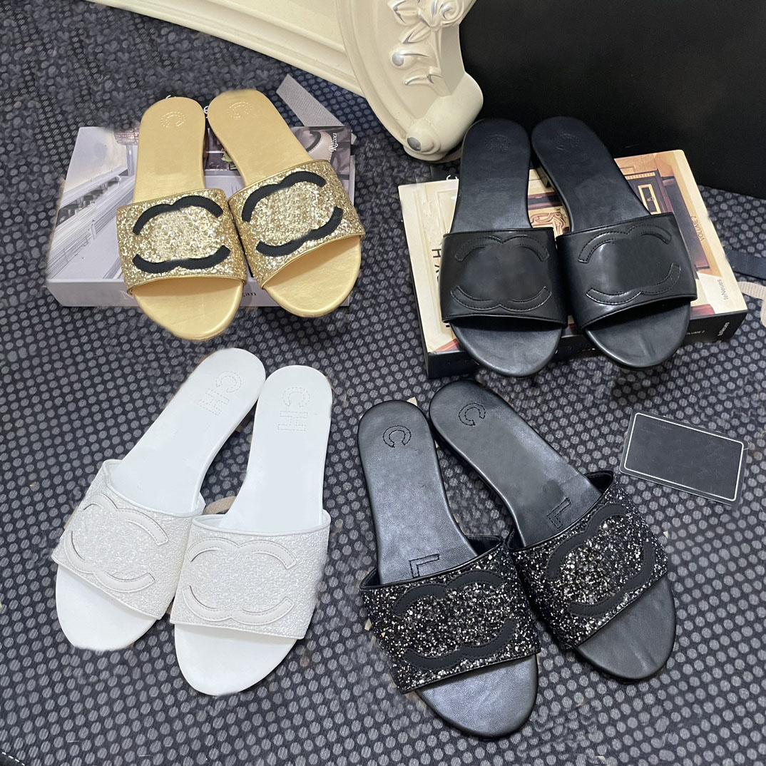 

2023 Summer fashion designer women's leather anti-slip flip-flops luxury brand diamond check beach flat slippers, 11
