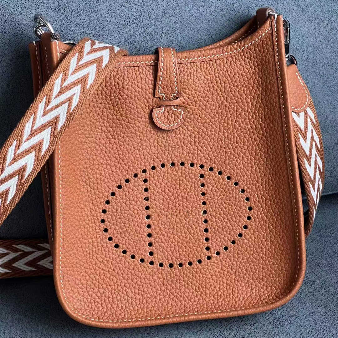 

Designer H Home bag Evelynn layer Tc top cow leather wax thread high quality Evelyns 29 hollowedout singleshoulder crossbody womens litchi pattern soft buck 3HN3, Large 29cm