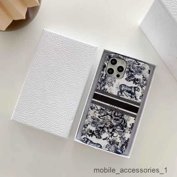 

Designer Brand Stylist Iphone Case for 13pmax 12p 12 Xs Max 7p 8p 7 8 Xr x Leather High Elemenrs Modern Phone 2 Style Available Trend Fashion 1 ZUC0