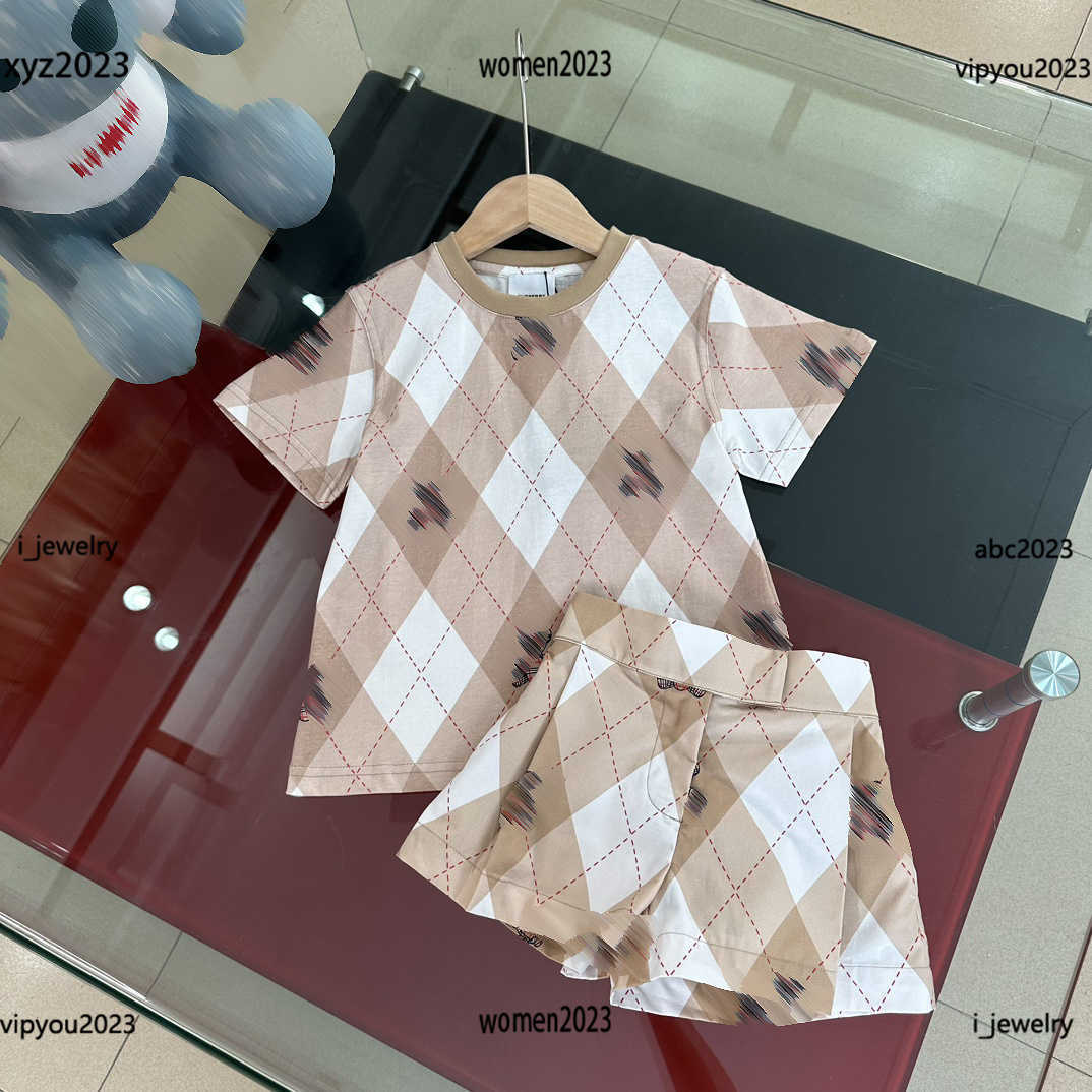 

luxury Baby Tracksuits KIds Clothes Child Sets Size -160 CM 2pcs Diamond grid design T-shirt and doll pattern printed shorts, #1