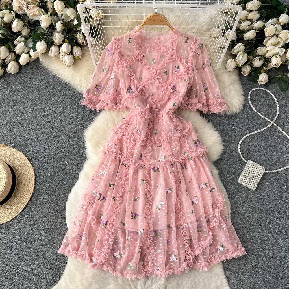 

Runway Vintage Cascading Ruffles Flower Cake Dress Summer Women Sweet Mesh Embroidery Short Sleeve Party Vestidos 2023, Same as picture