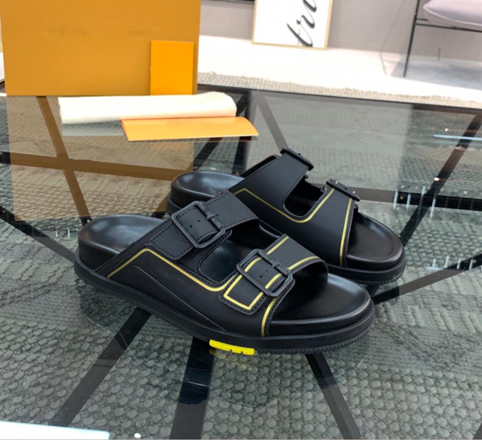 

Luxury Designer Trainer Mule Slippers Men Genuine Leather Outdoor Two Adjustable Straps Lightweight Beach Flip Flops Scuffs Sandals