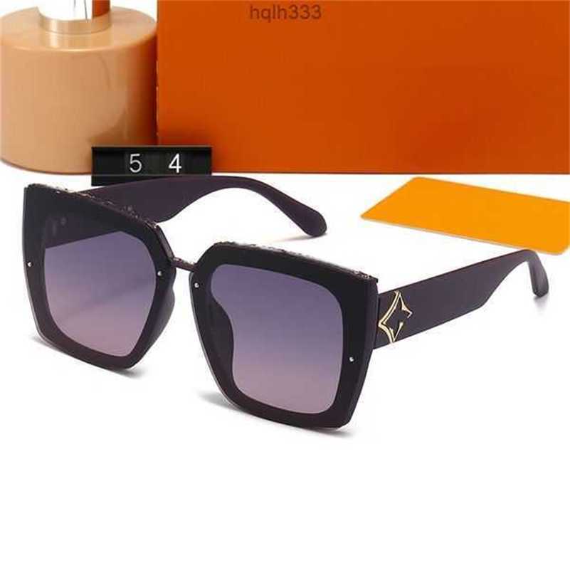 

New Fashion Sunglass Luxury Pc Frame Designer Men Women Classic Popular Uv Protection Shading Pattern Lens Sunglasses with Boxfyen
