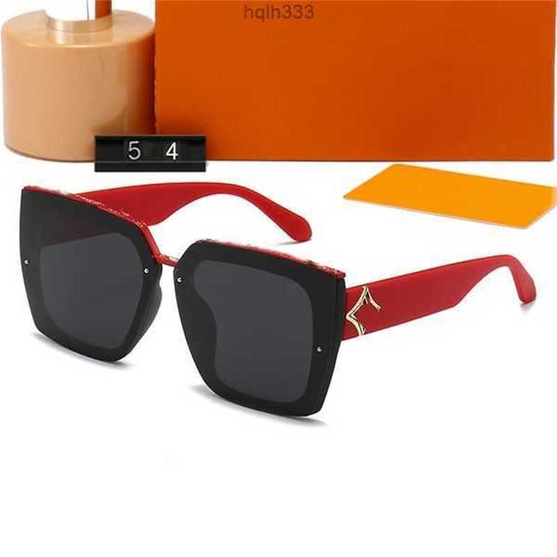 

New Fashion Sunglass Luxury Pc Frame Designer Men Women Classic Popular Uv Protection Shading Pattern Lens Sunglasses with Box8fi2