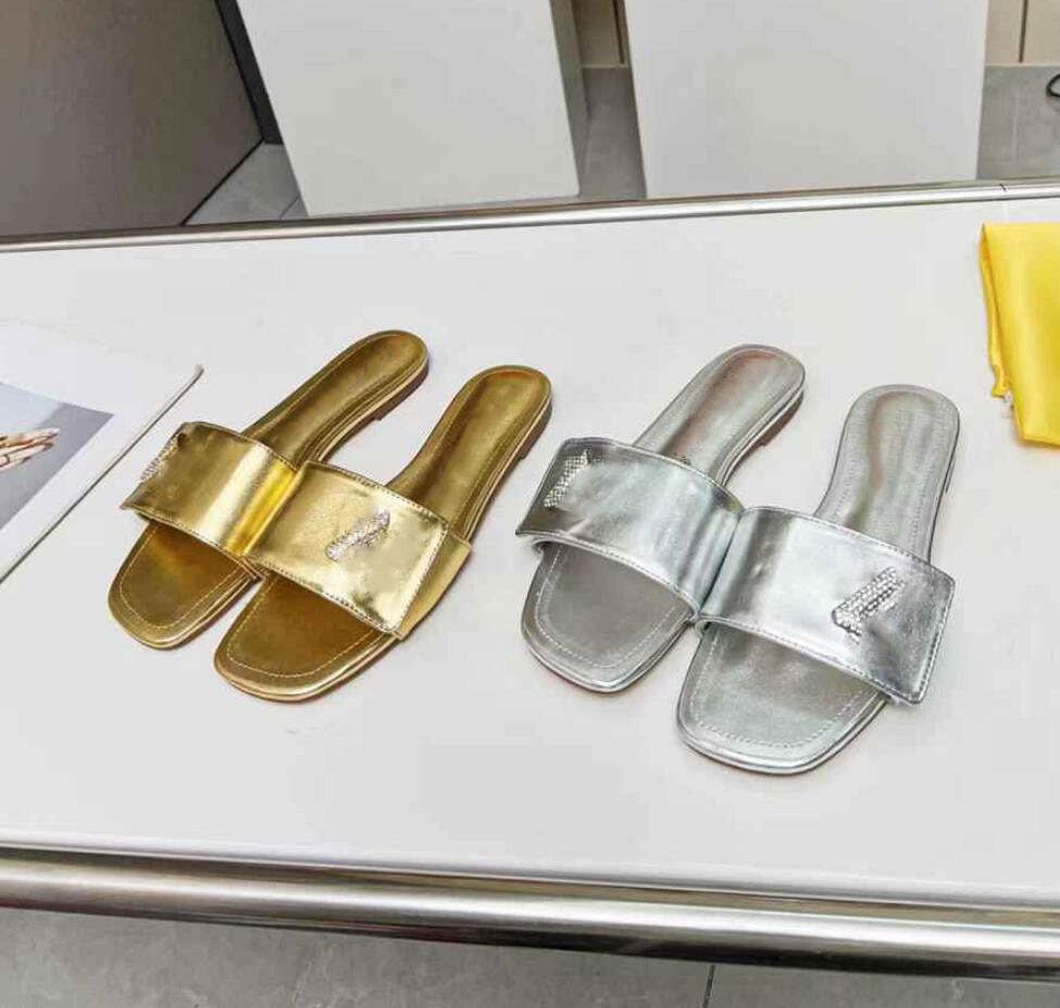 

Luxury Mule Shake Sandals Women Embellished Crystal Encrusted Accessory Inspired Slides Lacquered Cow Leather Sandals Size 35-42