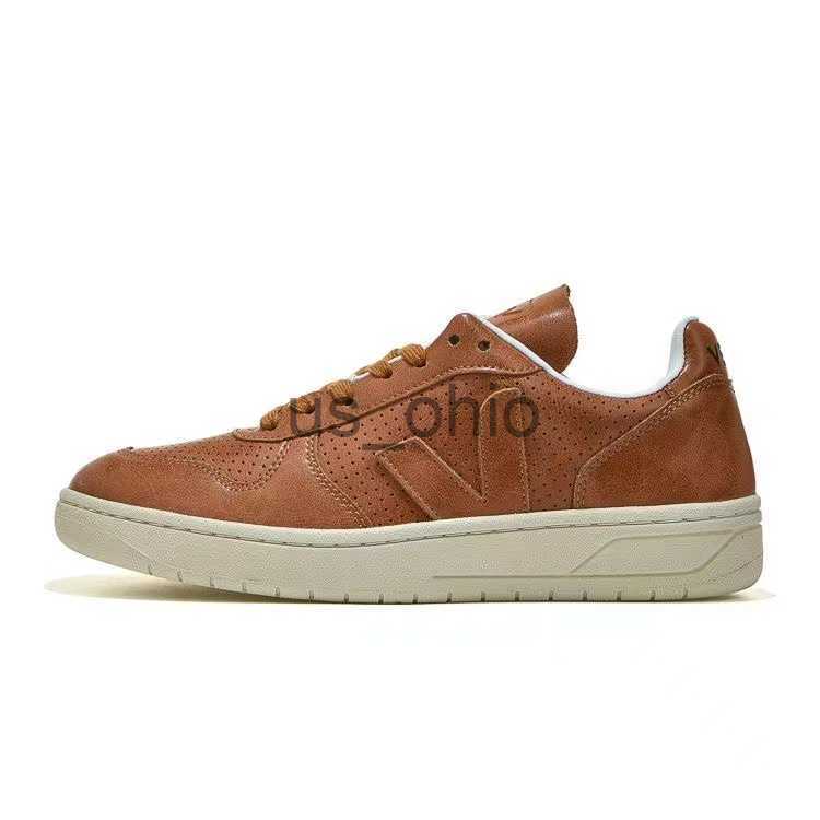 

Dress Shoes veja Designer Women Shoes Chocolate glossedleather loafer Black Sneakers Brushed Leather Loafers Monolith Plus Platform Sneakers J230612