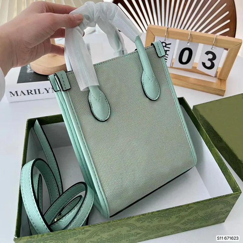 

New lady Fashion Bags Totes Designer handbag Luxury bags envelope Small square bag Candy color polychromatic with box, Color 1