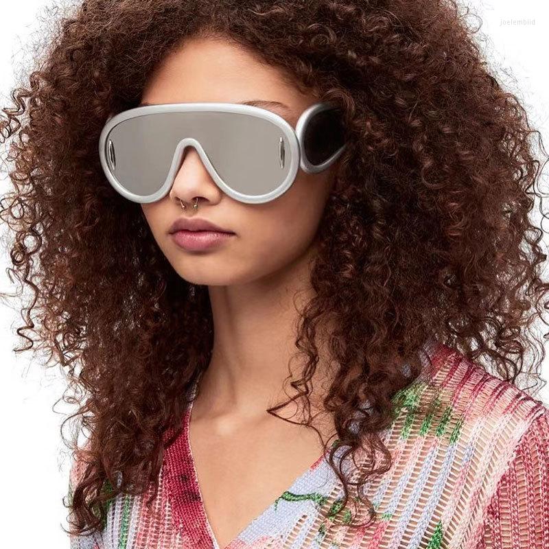 

Sunglasses Brand Design Toad Women Men Big Frame Outdoor Hippie Y2k Streetwear Personality Designer One Piece Black Glasses