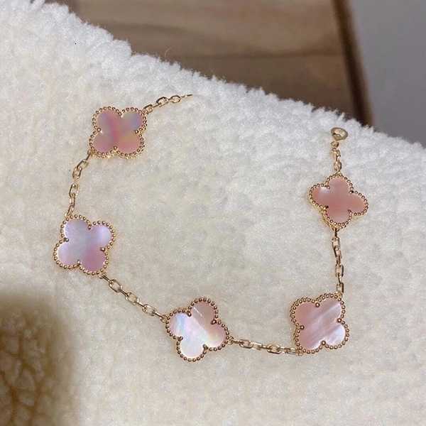 

four leaf clover Bracelet Natural Shell Gemstone Gold Plated 18K designer for woman T0P highest counter Advanced Materials jewelry classic style premium gifts 015