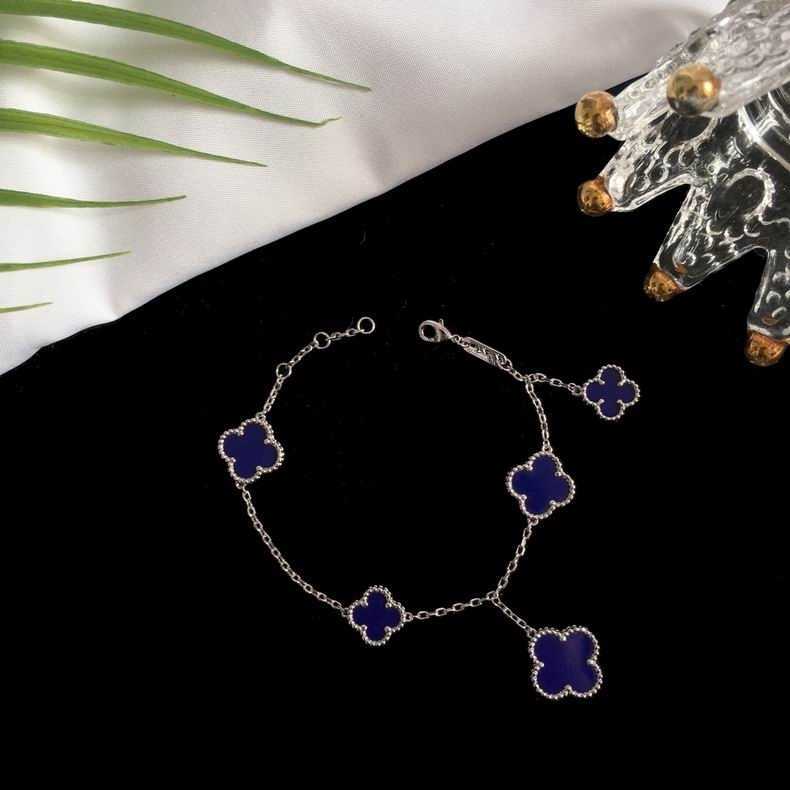 

Charm Bracelets Fashion Jewelry Women Ladies Bracelet 5 Blue Four Leaf Clover Silver Thin Chain Stainless Steel with Box