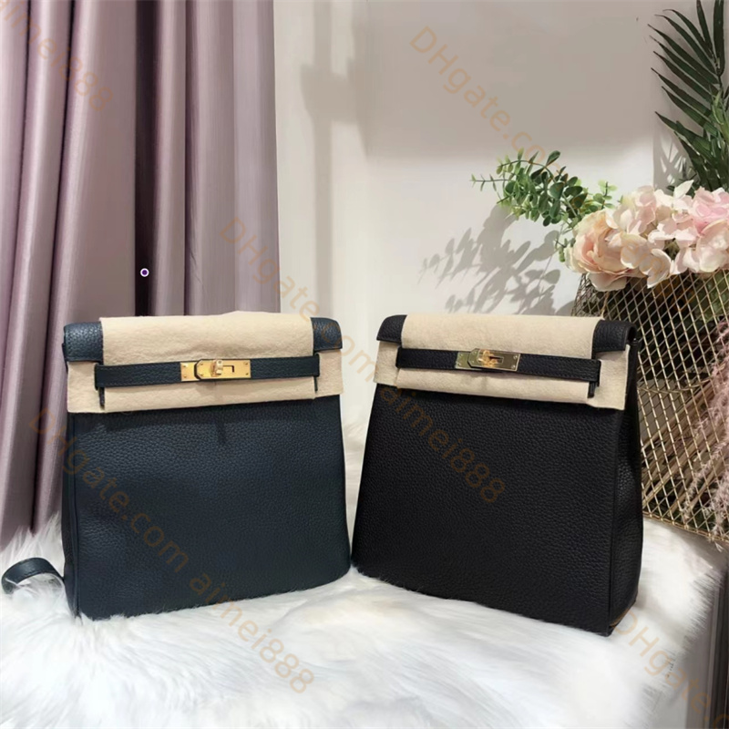 

Designer polychrome Shoulder Bags High Fashion designers BackPack Solid color Leather Backpack Classic Unisex Handbags Schoolbag Top brand Backpack Style, Red