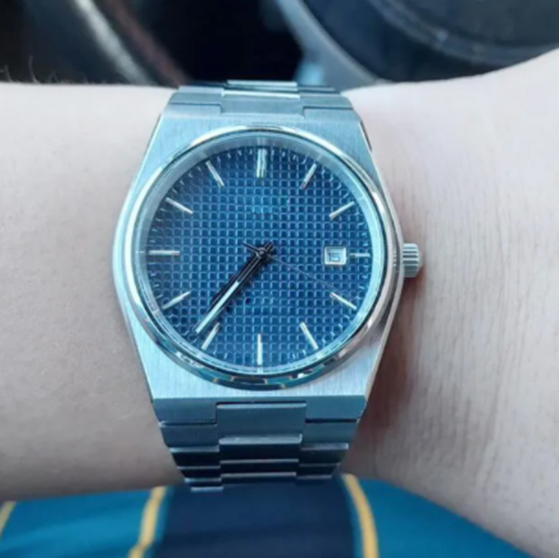 

40MM Mens Watch Blue Dial Automatic Movement Glass Back Steel strap Wristwatches Watches