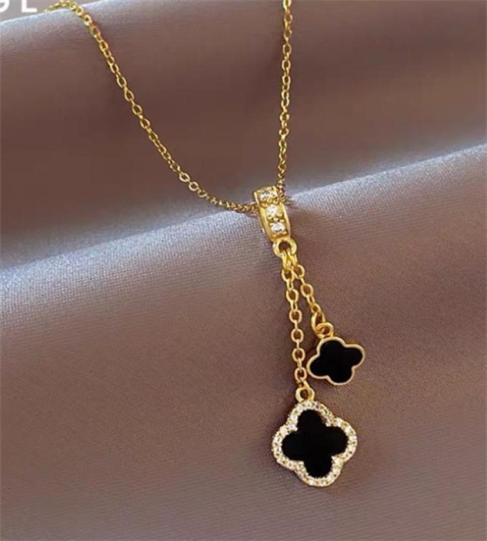 

Light luxury fourleaf clover Pendant Necklaces female elegant atmosphere design pendant titanium steel necklace fashion jewelry g5939575