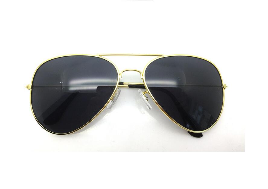 

Classic Pilot Men Women Sunglasses Metal Gold Frame Glass Black lens size 58mm 62mm suitable beach driving fishing with Accessories