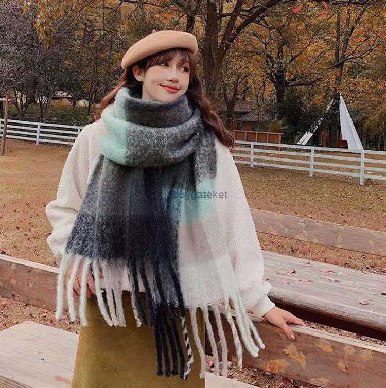 

Scarves Autumn and Winter Ac Same Style Imitation Cashmere Thick Tassel Scarf Rainbow Plaid Mohair Warm Female Student Thickened2J3F