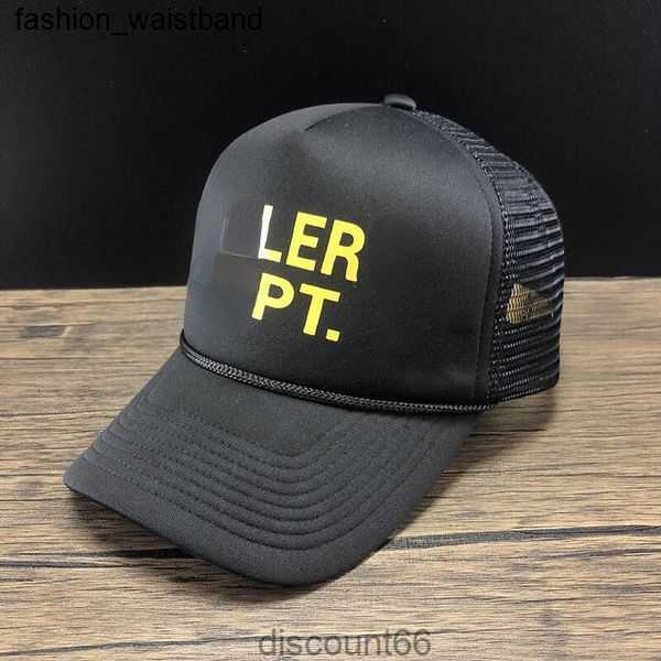 

Ball Caps Gp Graffiti Hat Casual Lettering Galleryes Curved Dept Brim Baseball Cap Men Women Letters Printing with 5c6ox6adc 191JUK, As pic